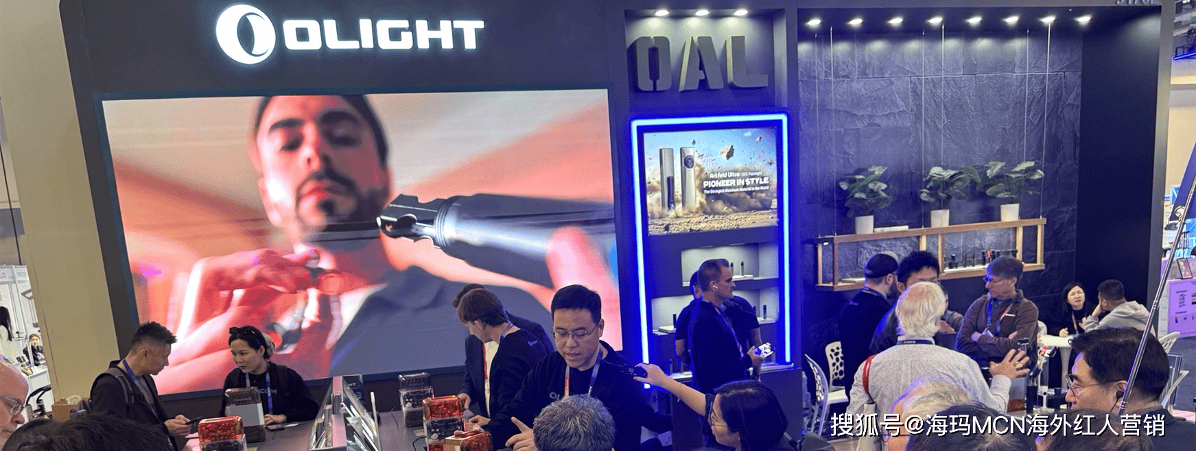 ”在海外年入超十亿翻身冲进IPO！澳门新葡京海外红人营销它靠“手电筒(图3)